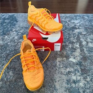 Nike Women’s Air Vapormax Plus- Orange